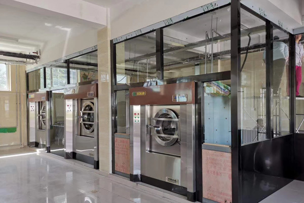 Emotional doctor-patient health hospital laundry heavy responsibility